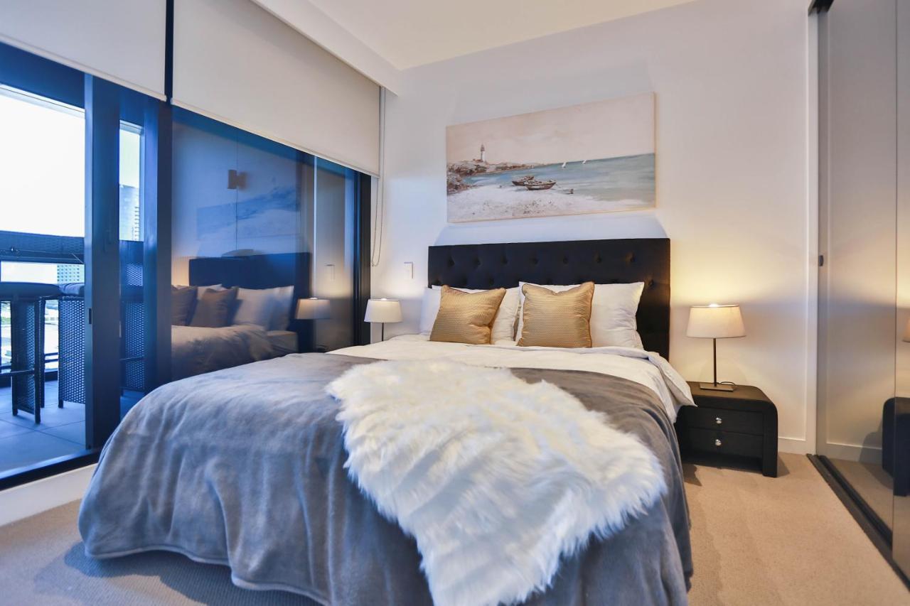 Box Hill Central Sky One Apartment Екстер'єр фото
