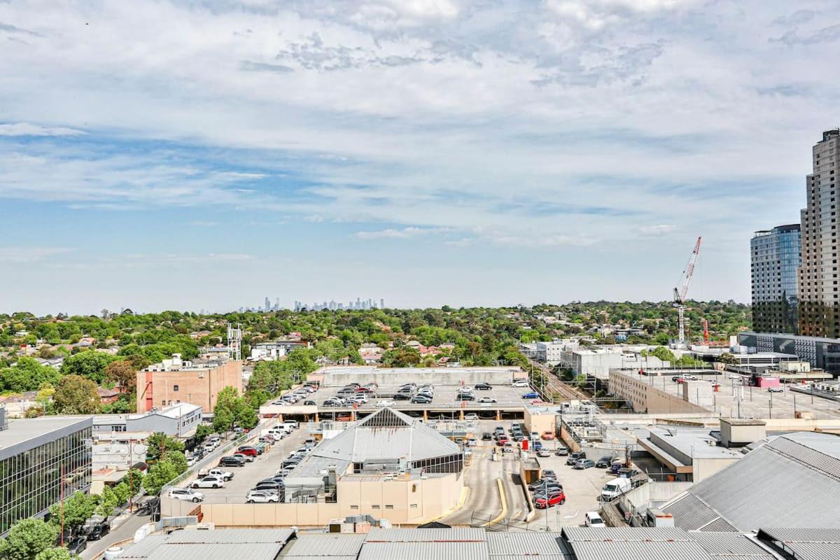 Box Hill Central Sky One Apartment Екстер'єр фото